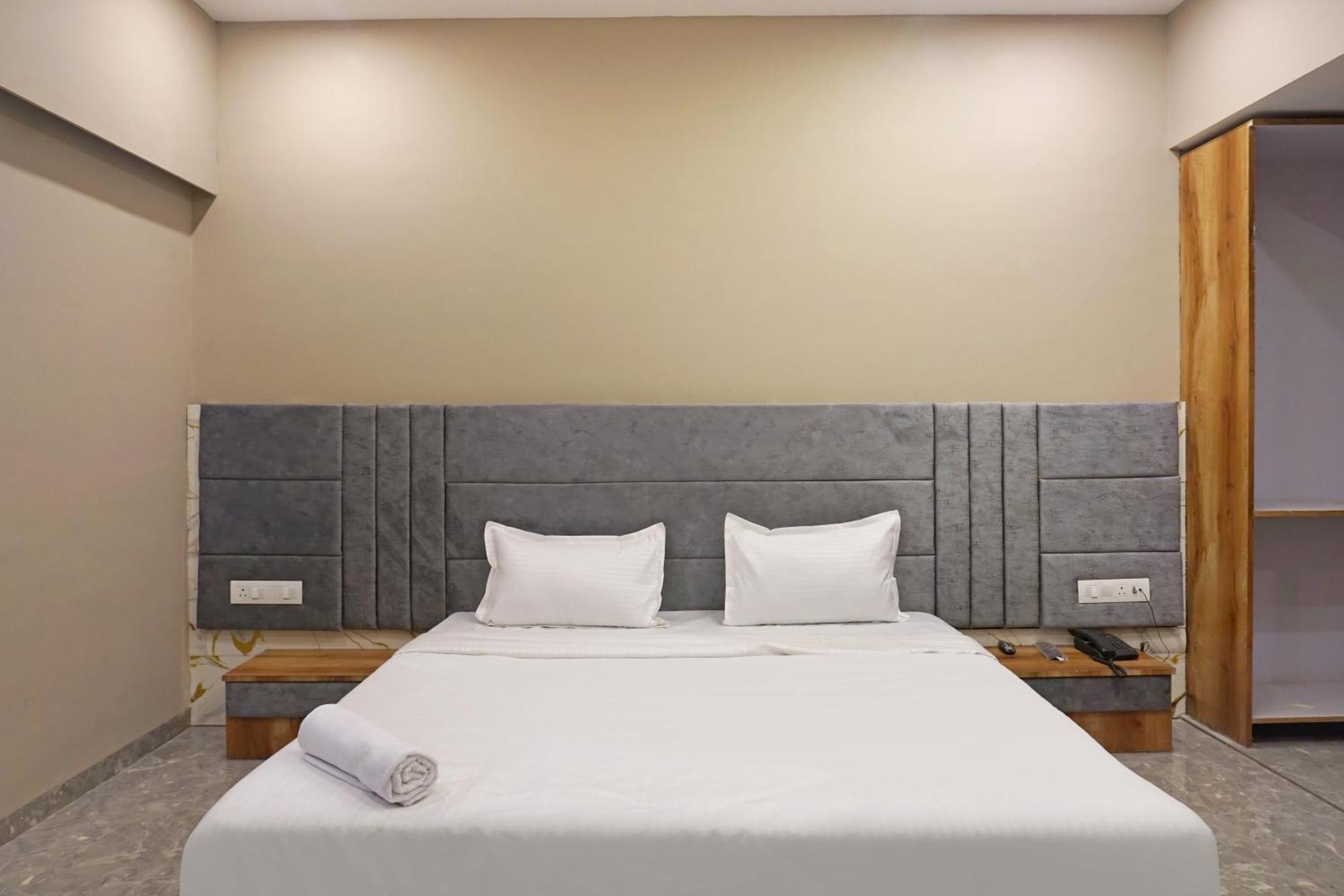 Hotel Nest Inn Mumbai Ngoại thất bức ảnh